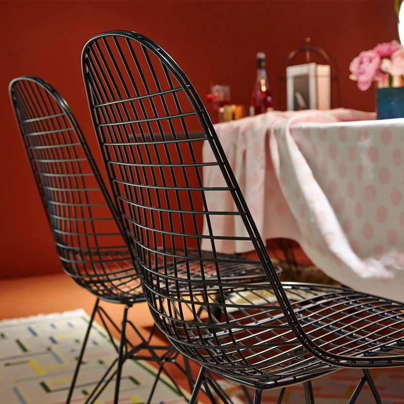 EAMES WIRE CHAIR DKR