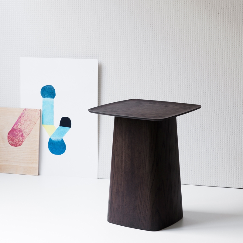 Table d'appoint guéridon Vitra WOODEN SIDE TABLE