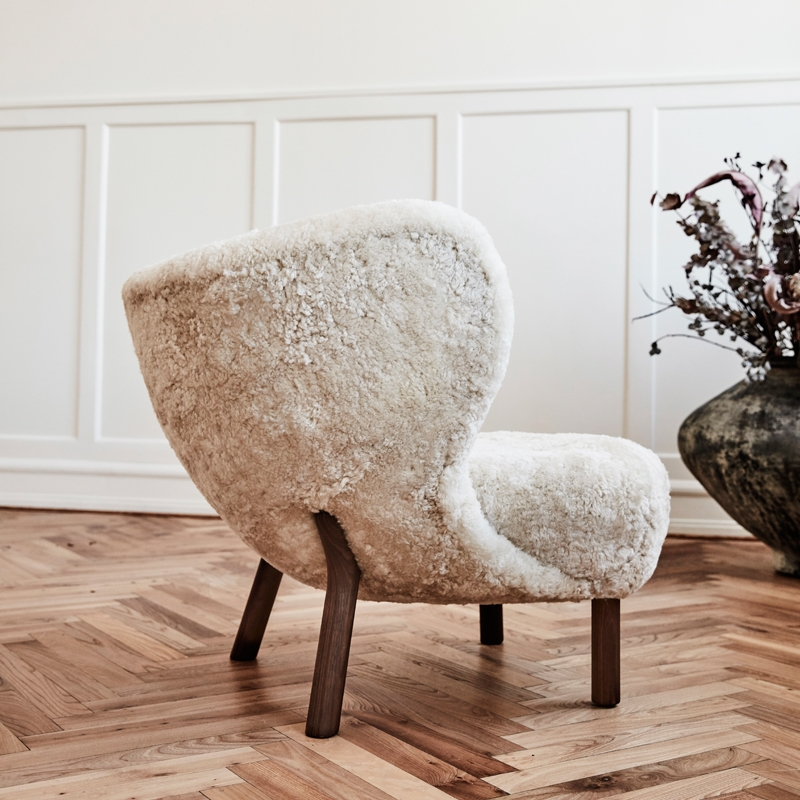 Fauteuil And tradition LITTLE PETRA VB1 Sheepskin