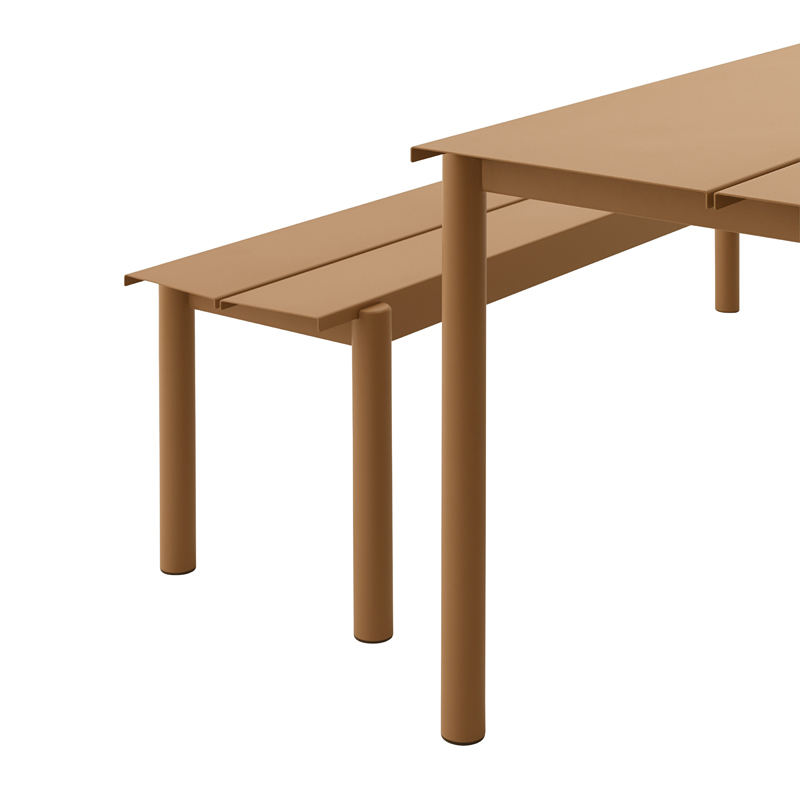 Table et table basse extérieur Muuto LINEAR STEEL