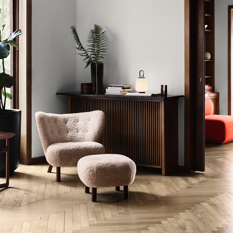Fauteuil And tradition LITTLE PETRA VB1 & Pouf ATD1