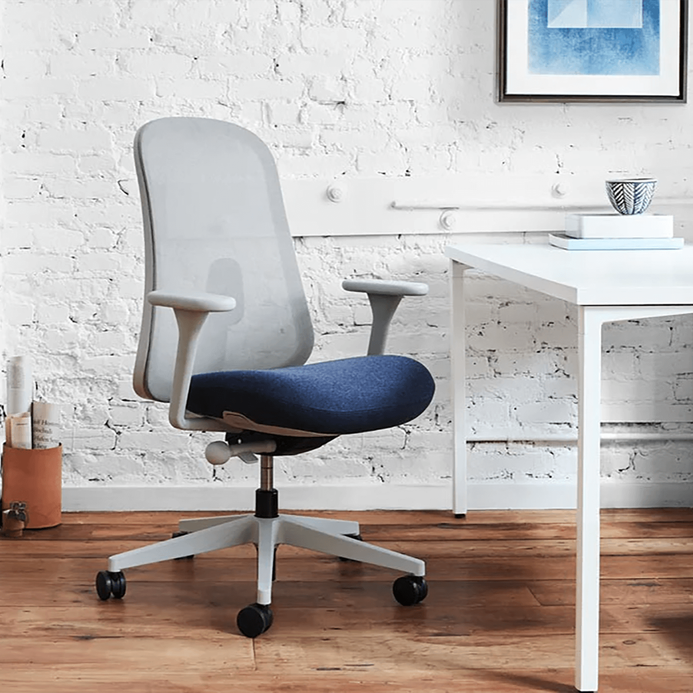 LINO Graphite / Spinoza HERMAN MILLER