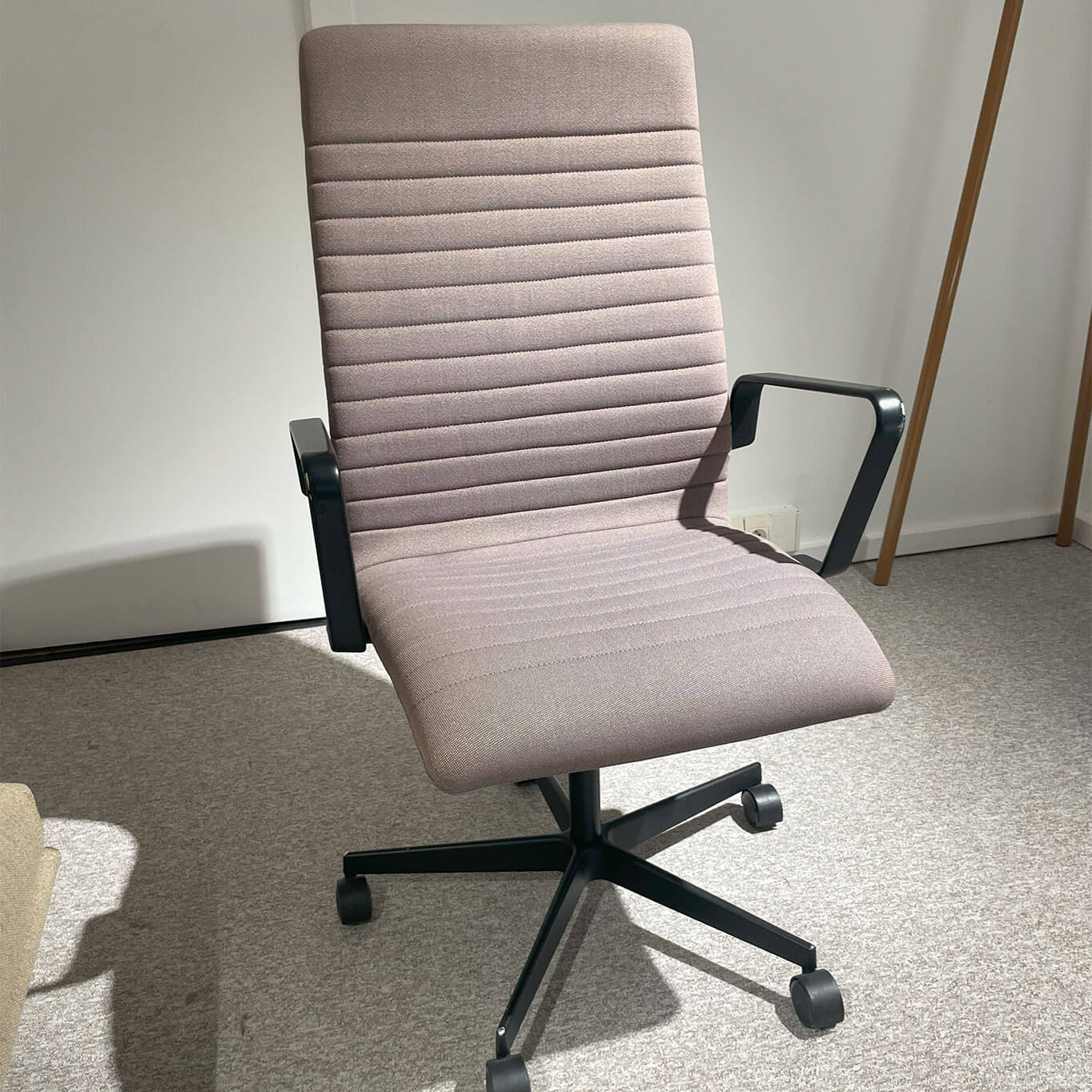 OXFORD Tissu Steelcut Gris / Piètement Noir FRITZ HANSEN