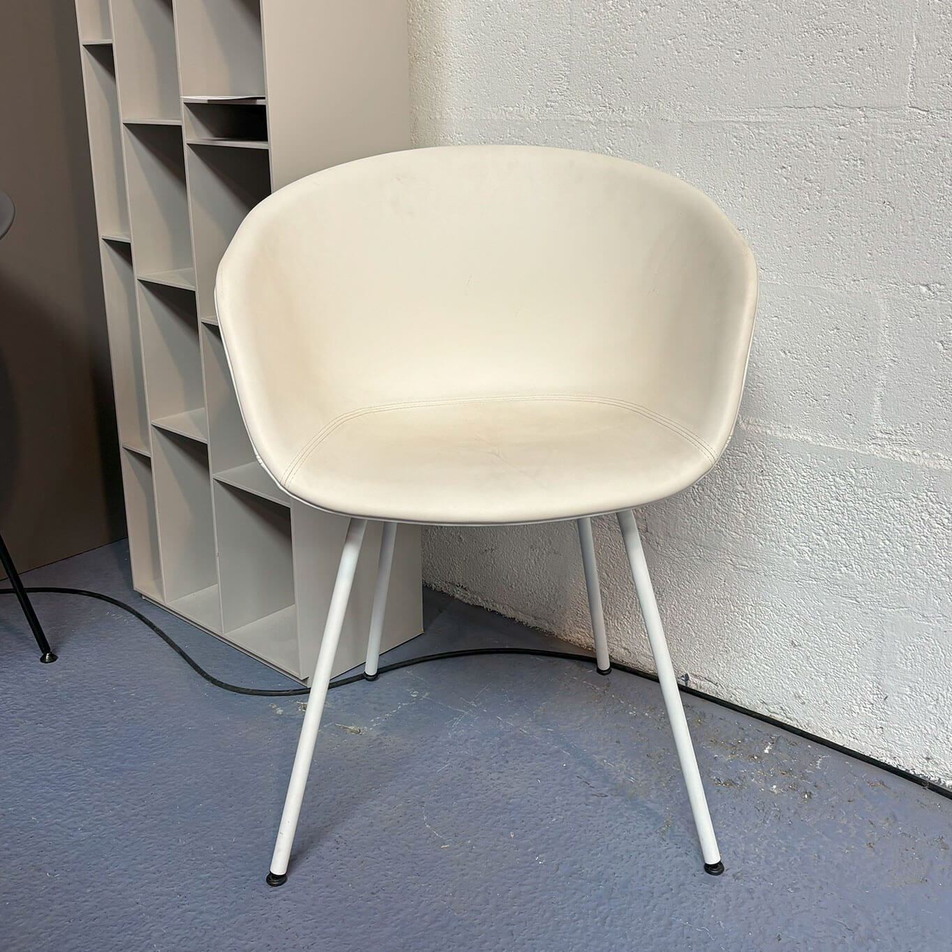 ABOUT A CHA ABOUT A CHAIR AAC 27 Blanc HAYIR AAC 27 Blanc