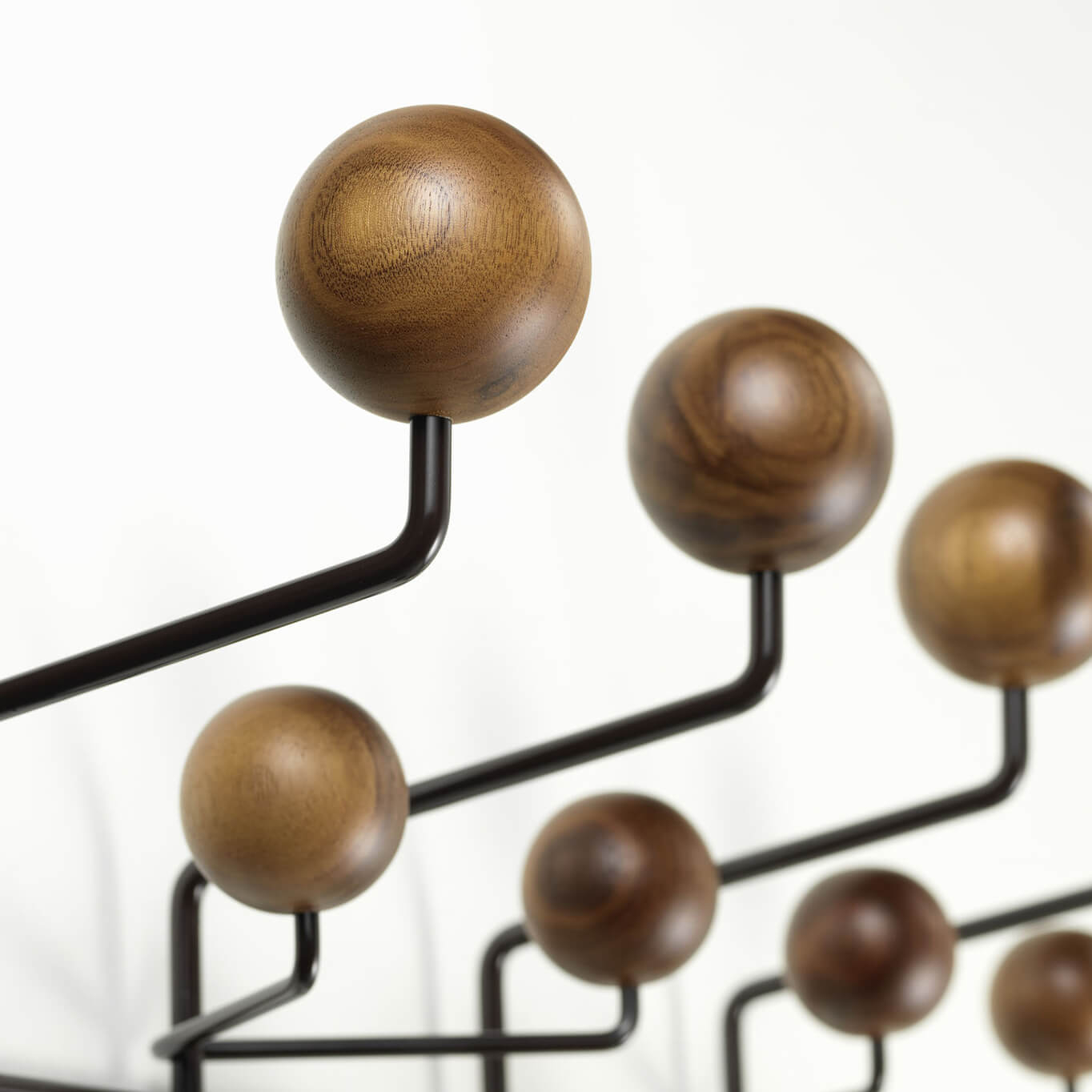 Porte-manteau Portemanteau HANG IT ALL Noyer Structure chocolat VITRA