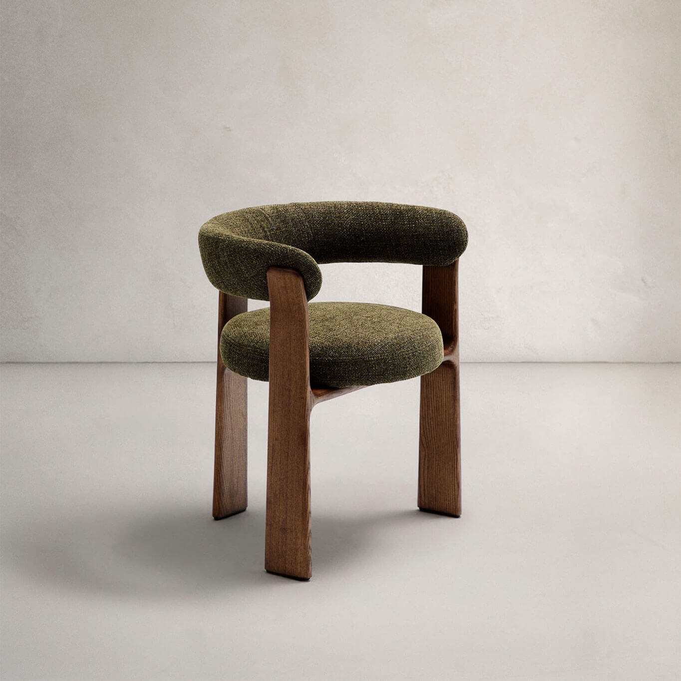 GRANITE 3 pieds Tissu Chenille vert / Frêne finition Noyer KAVE HOME