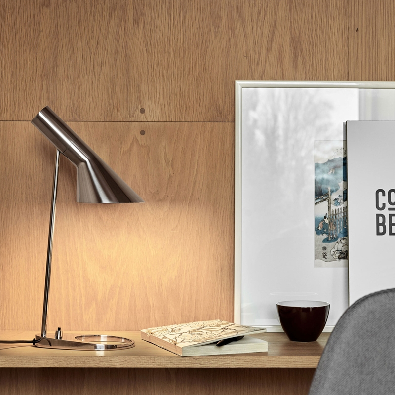 Lampe à poser AJ TABLE Bleu pétrole clair LOUIS POULSEN