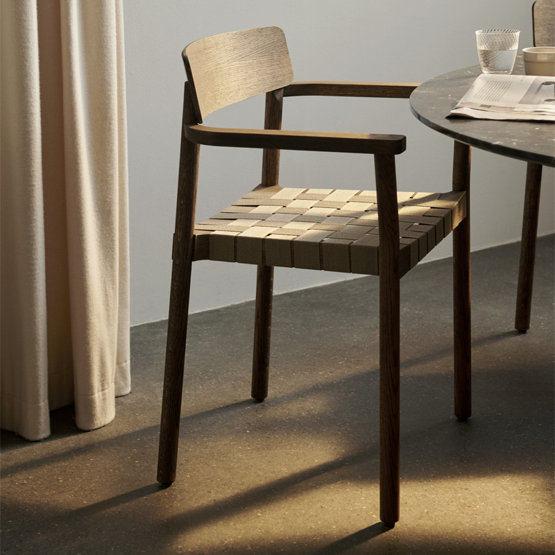 Chaise BETTY TK9 Chêne fumé AND TRADITION