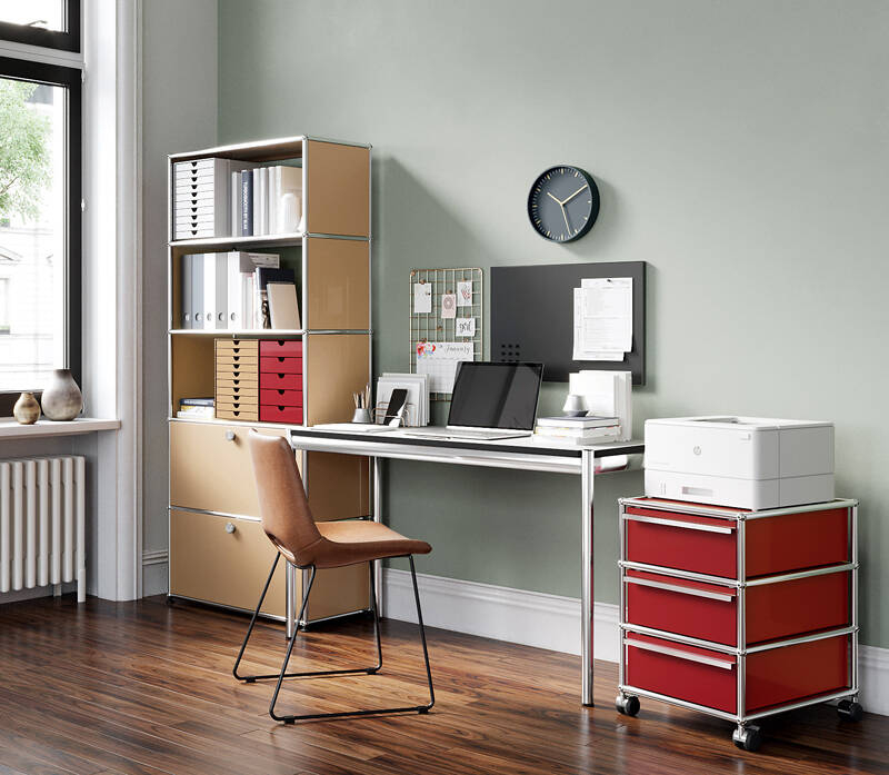 Bureau USM HALLER L125 étroite Stratifié gris perle USM HALLER