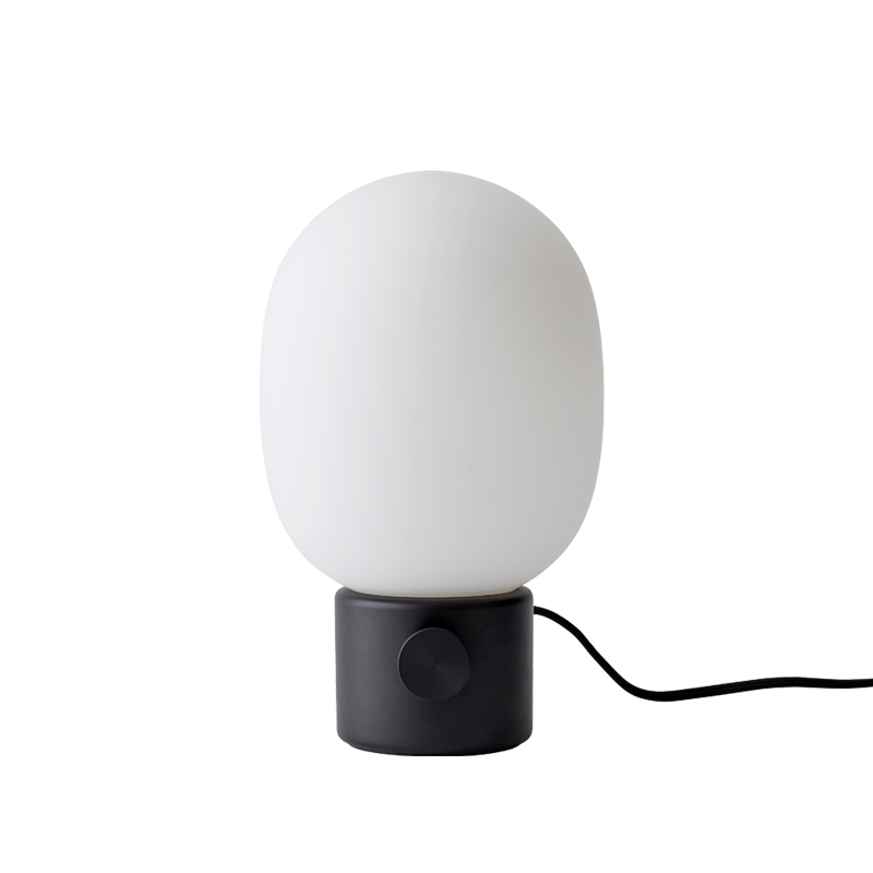 Lampe à poser JWDA métal Noir AUDO COPENHAGEN