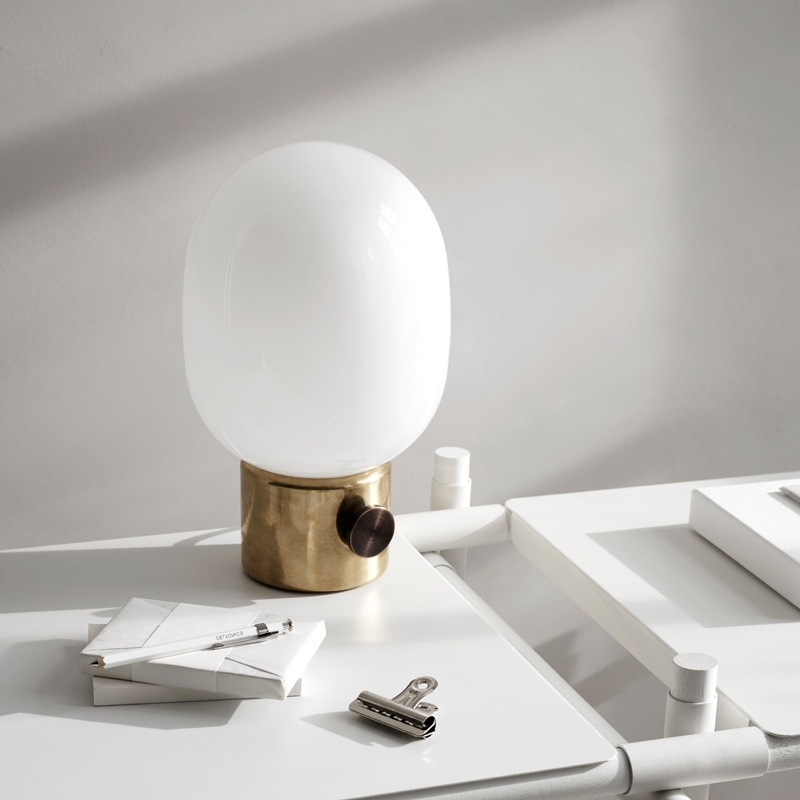 Lampe à poser JWDA métal Laiton AUDO COPENHAGEN