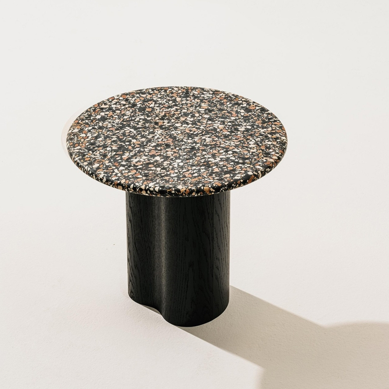 Table d'appoint guéridon GHIA Ø 50 pied central terrazzo Terrazzo foncé/ chêne noir ARPER
