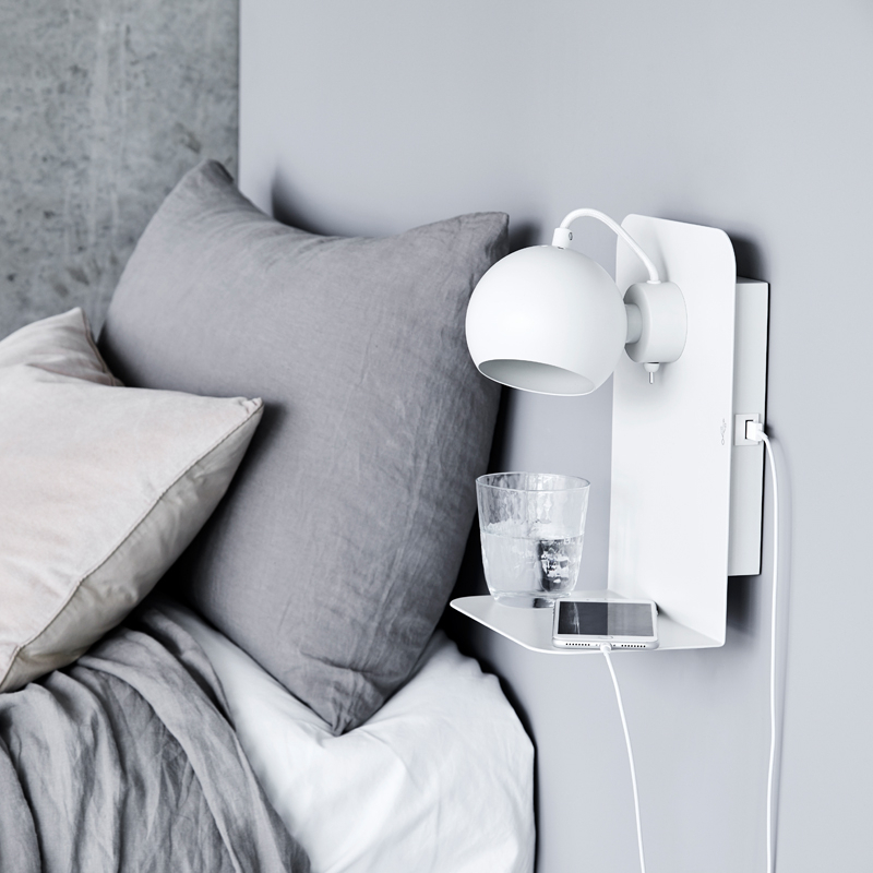 Applique BALL USB Blanc mat FRANDSEN