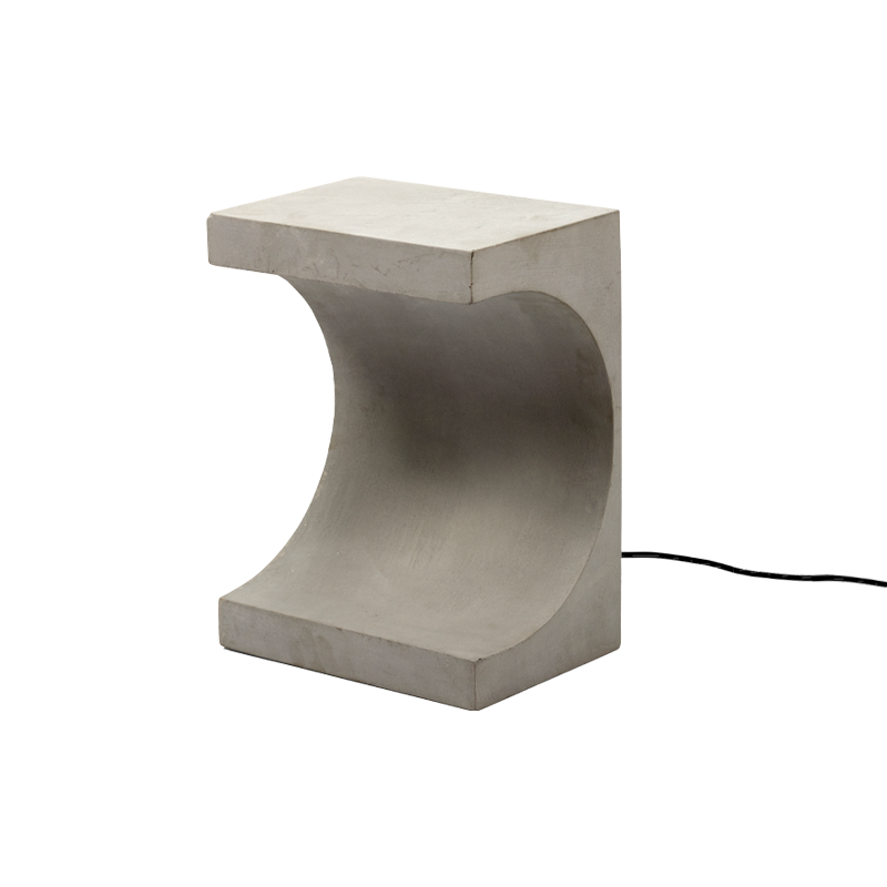 Table d'appoint guéridon CONCRETE TANGENT Béton gris clair  SERAX