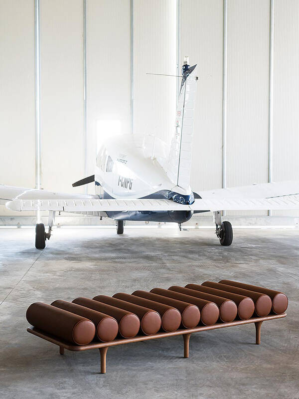 Canapé FIVE TO NINE DAYBED Cuir Aniline 02 TACCHINI