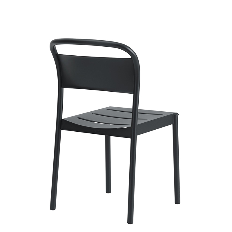Chaise extérieur LINEAR STEEL Noir MUUTO