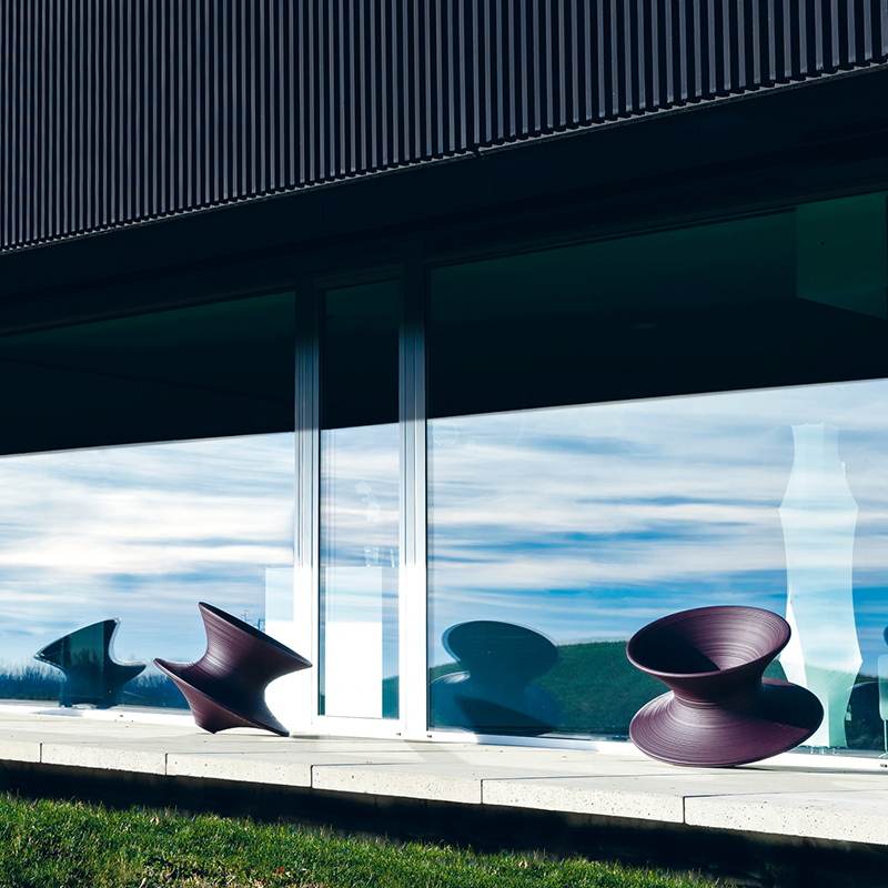 Fauteuil SPUN Violet foncé MAGIS