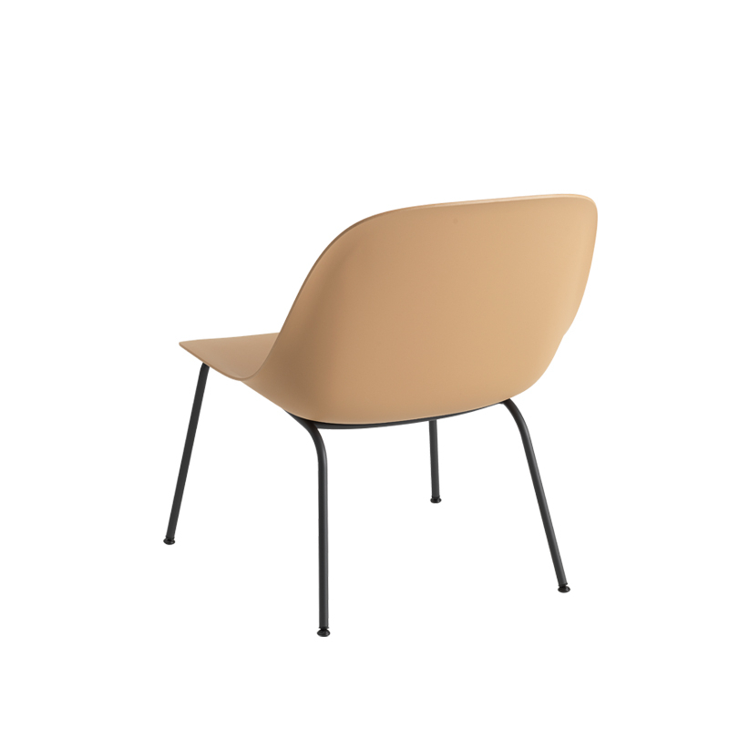 Fauteuil FIBER LOUNGE pieds acier Ocre/ noir MUUTO