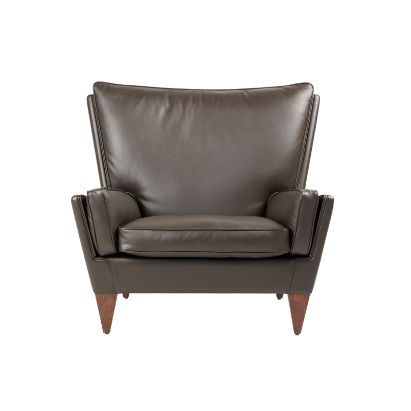 Fauteuil V11 Cuir Smooth café GUBI