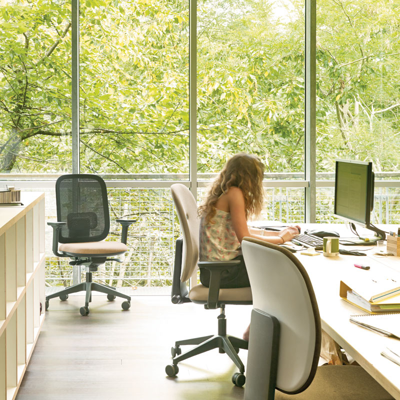 Fauteuil de bureau ALAIA résille vert d'eau chiné SILVERA PRO