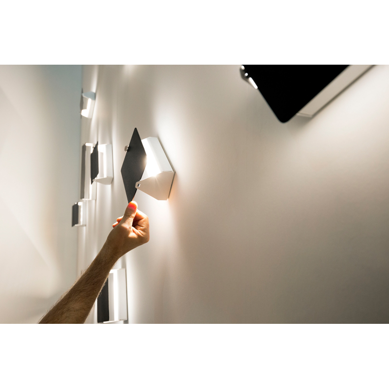 Applique VOLET PIVOTANT LED Jaune NEMO LIGHTING