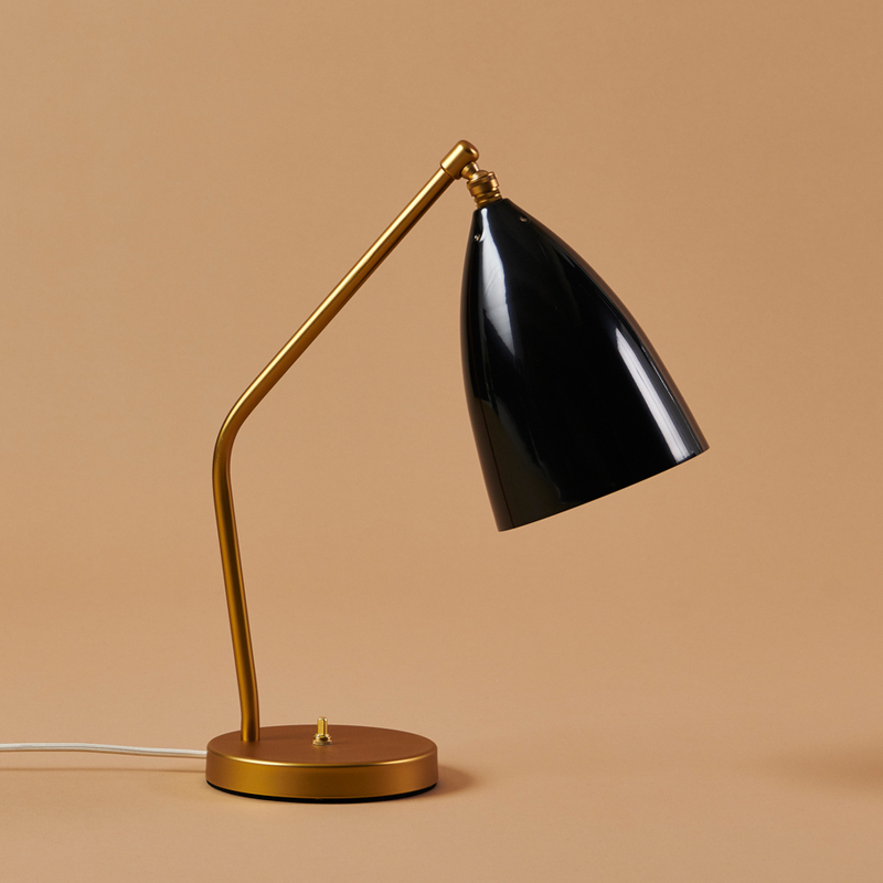 Lampe de bureau GRÄSHOPPA TASK Noir brillant GUBI