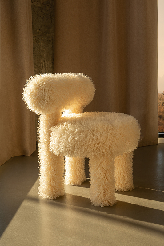 Chaise GROPIUS CS1 FLUFFY Azur cotonneux Ivoire NOOM HOME
