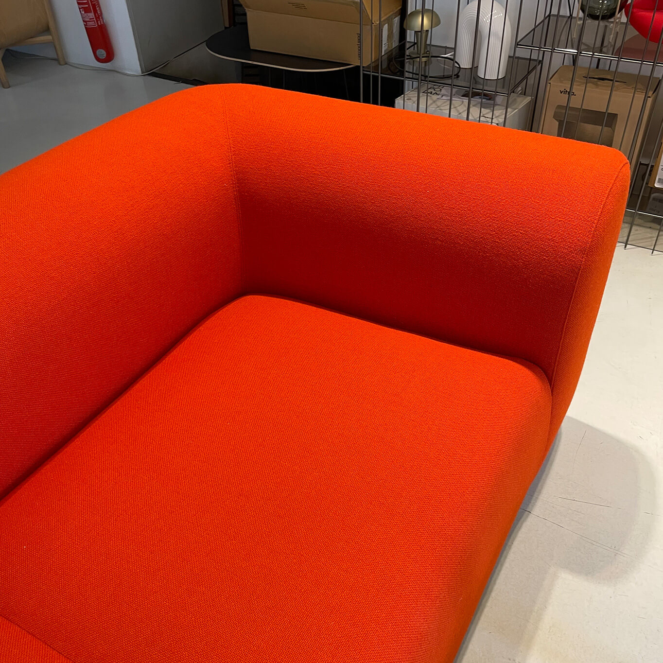 PLUMP 2,5 places Orange vif Hallingdal 0590 TOM DIXON