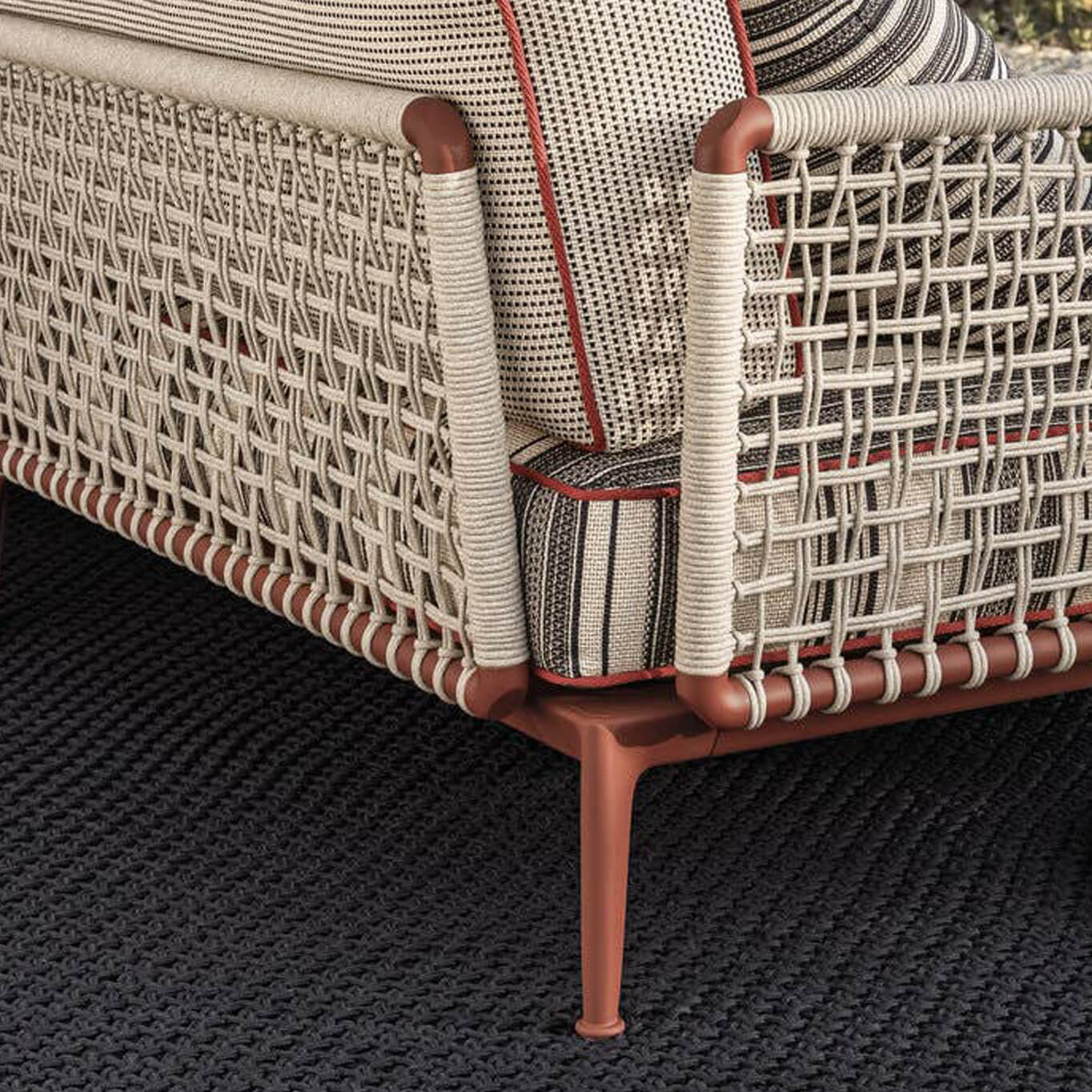RIBES linéaire Jacquard Elisir rayures étroites bleu/corde B&B ITALIA