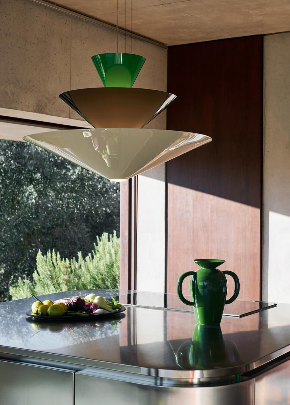GIO LN14 Vert Signal, Bleu Profond & Blanc Ecru AND TRADITION