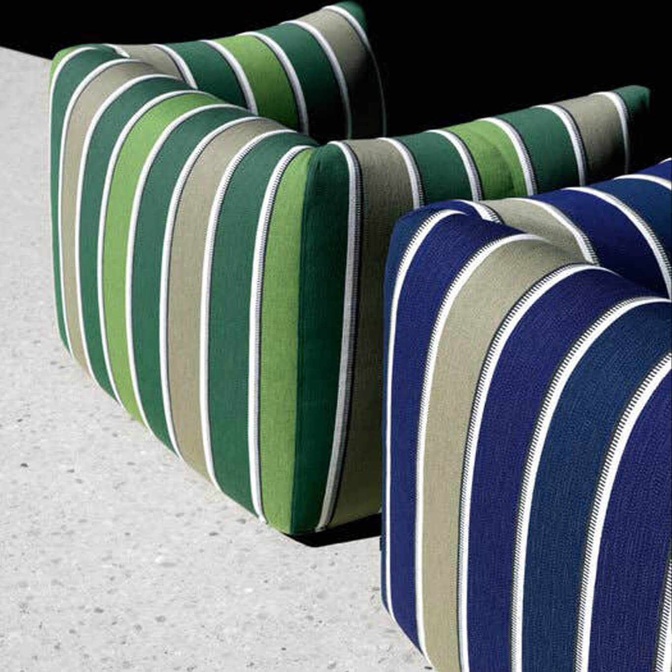 LA BAMBOLA Jacquard Lima raie bleue B&B ITALIA