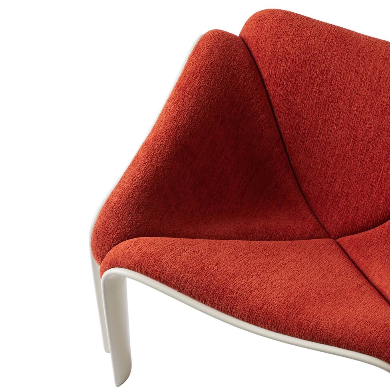 F300 Chenille Alouette rouge 006 / Blanc Albâtre GUBI