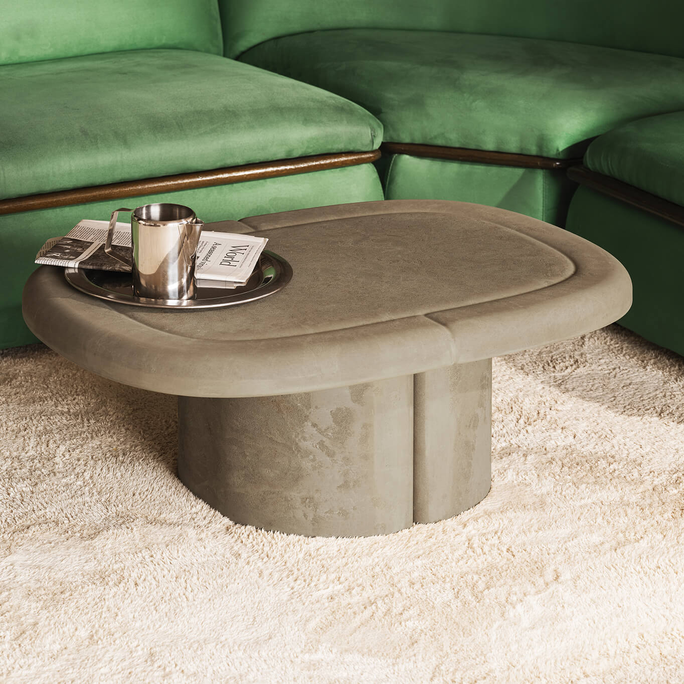 Table basse ALDER LOUNGE OVALE Gris terre MATER