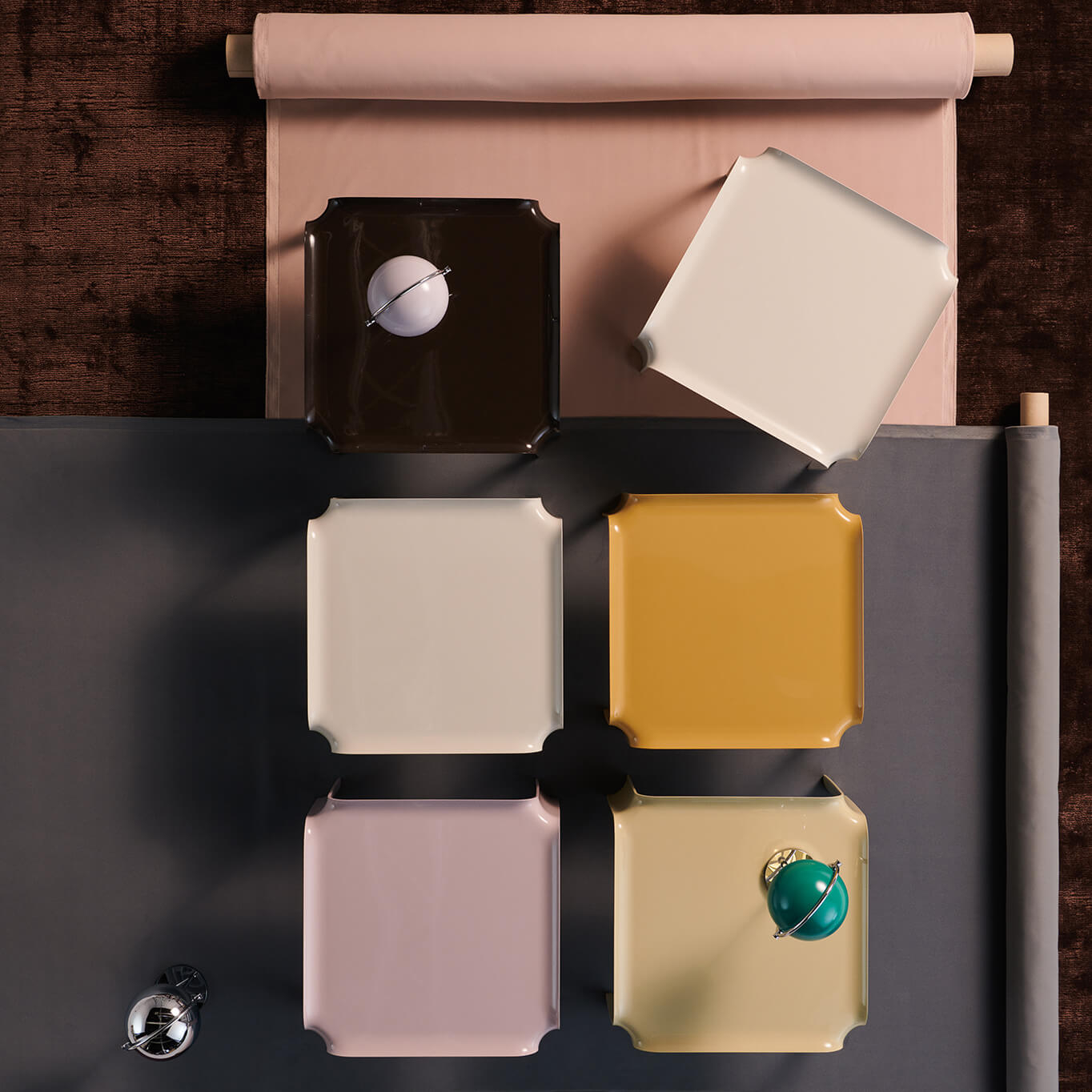 T877 Taupe GUBI