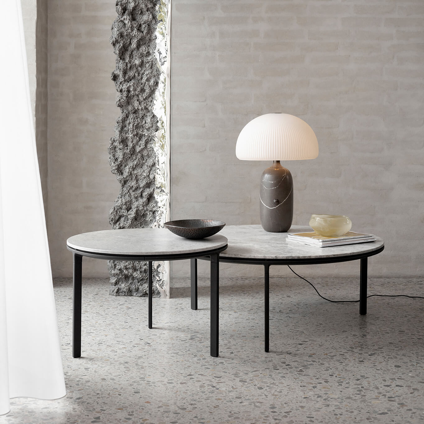 COFFEE TABLE Ø 60 Marbre Sky gris VIPP