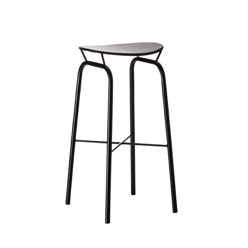 Tabouret haut MATEGOT NAGASAKI STOOL Noir GUBI