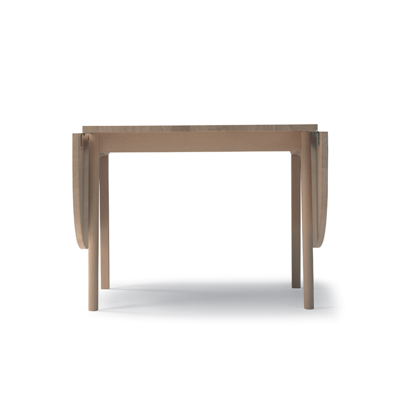 Table CH002 Chêne savonné CARL HANSEN