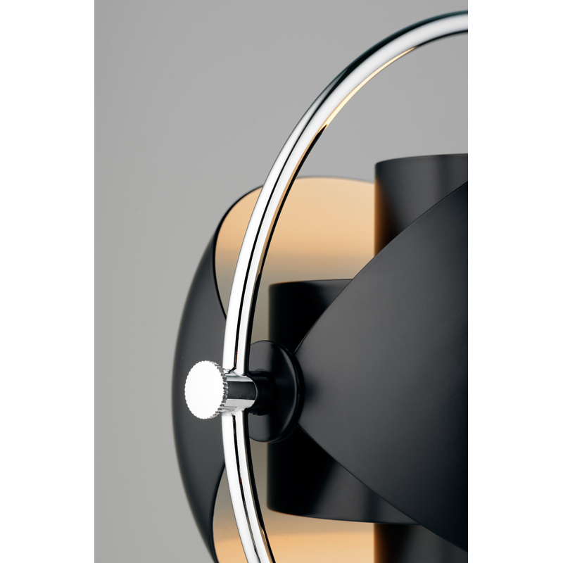 Lampadaire MULTI-LITE Chrome/ noir GUBI