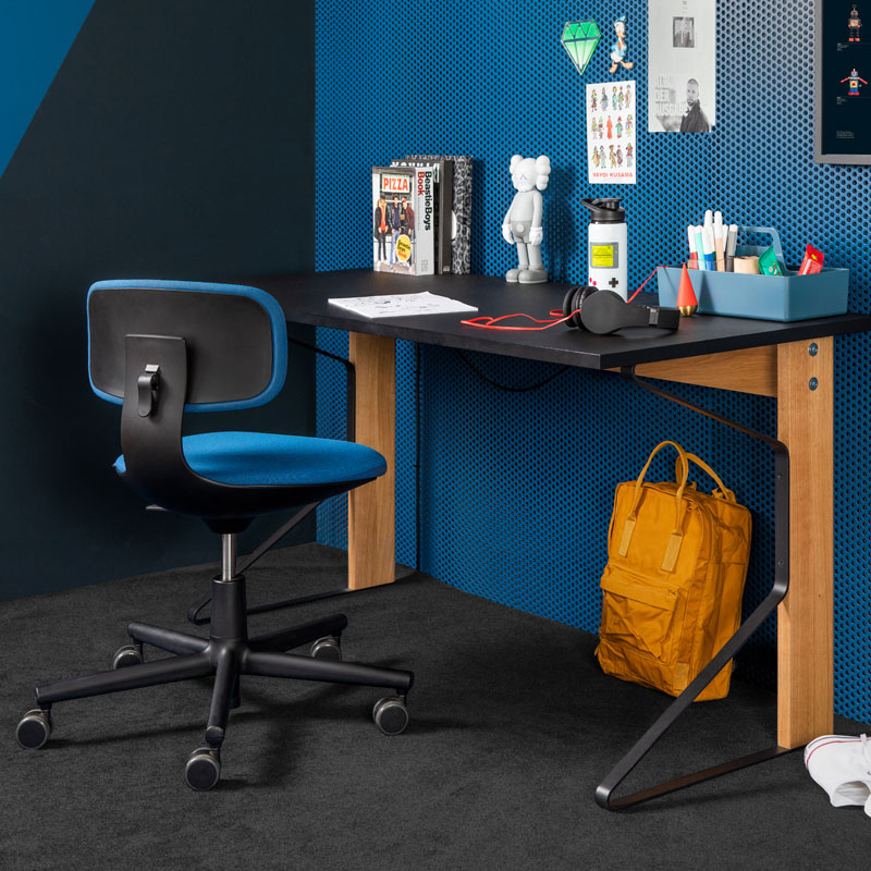 Fauteuil de bureau ROOKIE Bleu/coconut 81 / noir VITRA