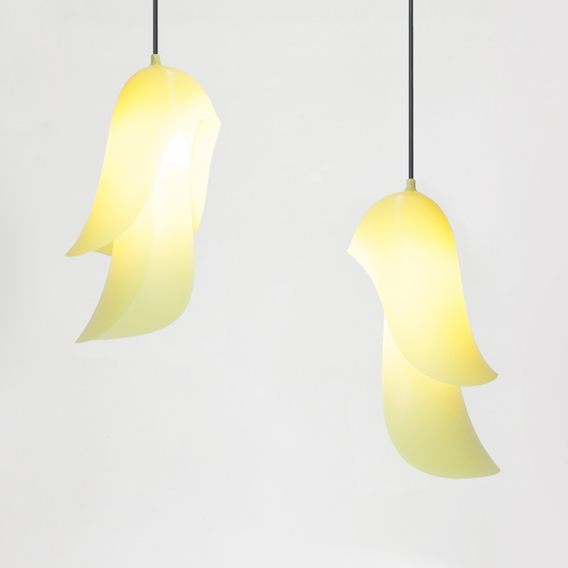 Suspension CAPE Jaune clair MOUSTACHE