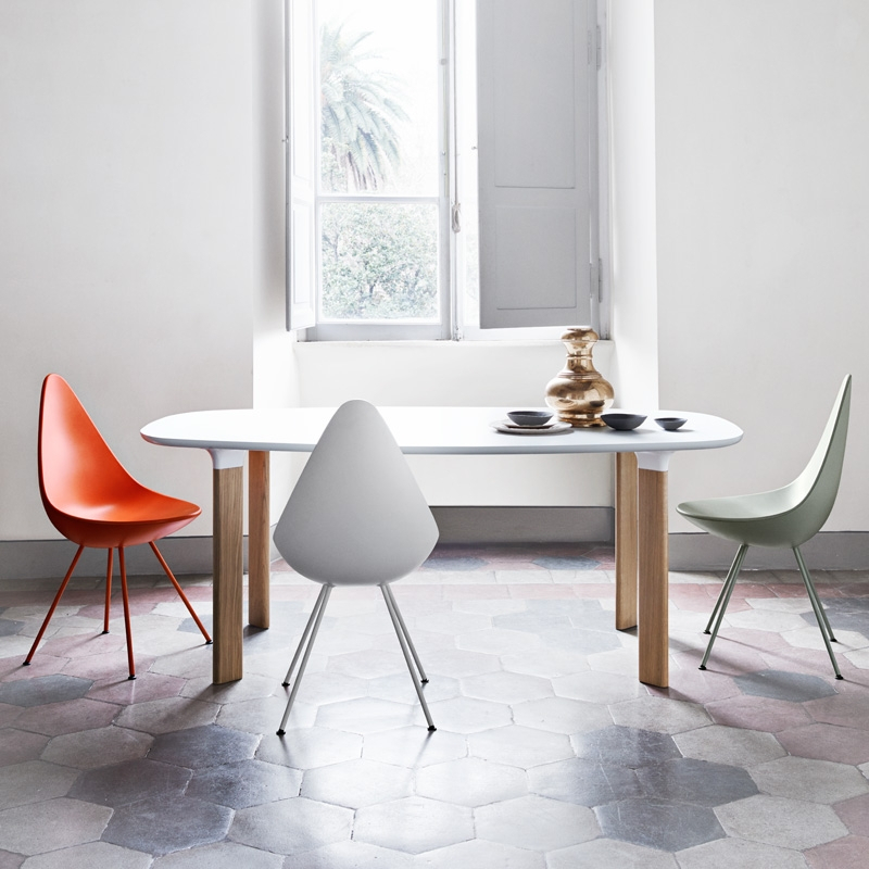 Table ANALOG L185 Plateau et pieds chêne Cadre blanc FRITZ HANSEN
