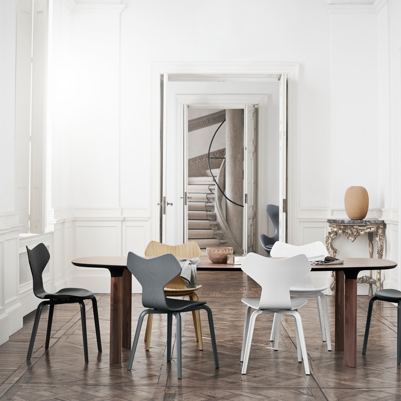 Table ANALOG L185 Plateau et pieds chêne Cadre blanc FRITZ HANSEN