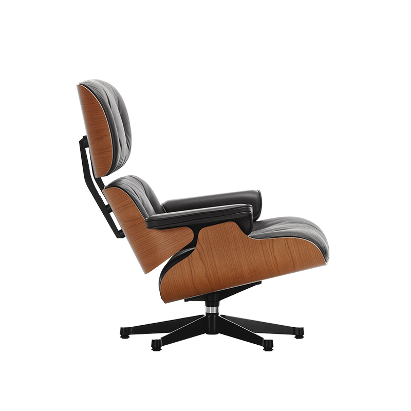 Fauteuil EAMES LOUNGE CHAIR Cuir noir/ coque cerisier américain VITRA