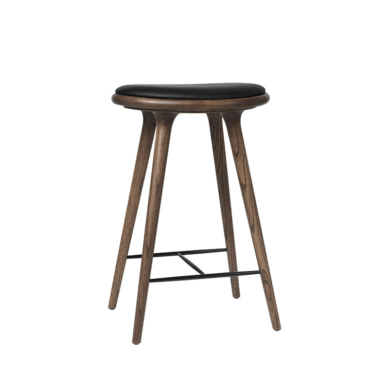 Tabouret haut HIGH STOOL Chêne teinté foncé/ cuir noir MATER
