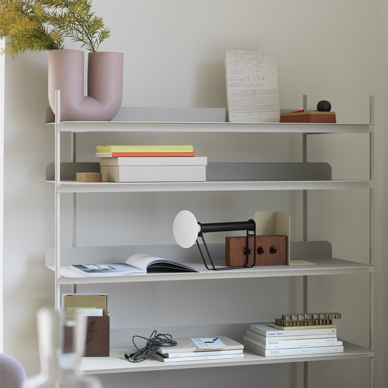 Lampe à poser PITON Noir MUUTO