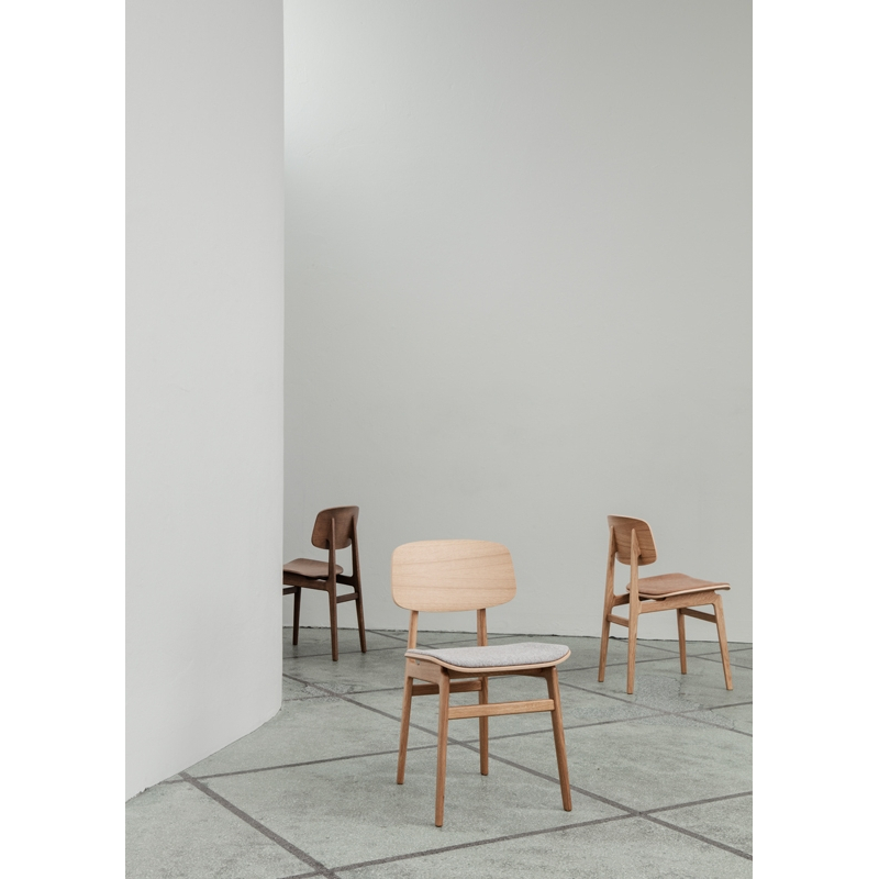 Chaise NY11 tissu Hallingdal 368/ chêne fumé clair NORR11