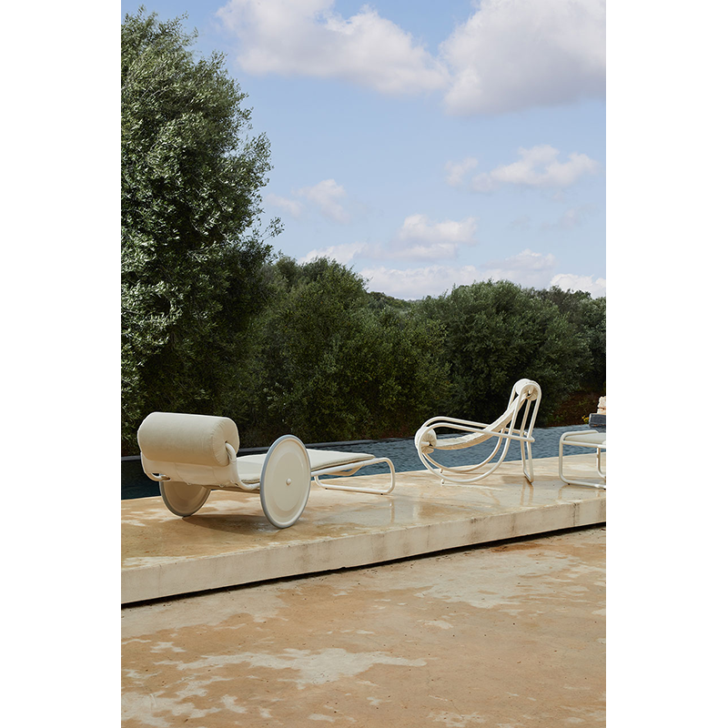Bain de soleil, chaise longue et hamac Bain de soleil LOCUS SOLUS 1964 Beige RAL 1013 JACQUEMUS & EXTETA