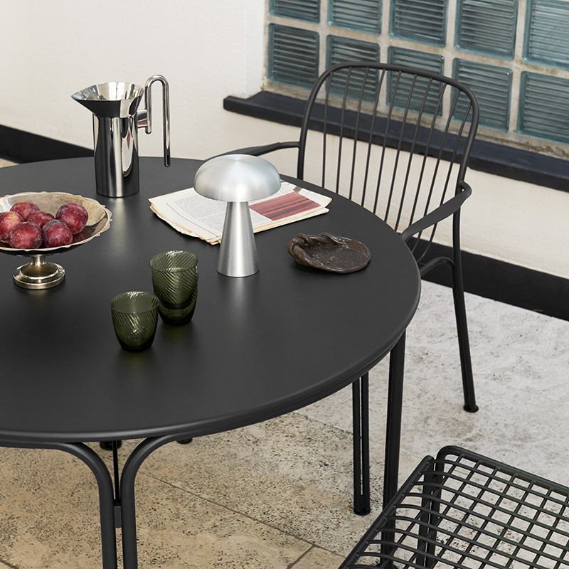 Table extérieur Table THORVALD SC98 Noir AND TRADITION
