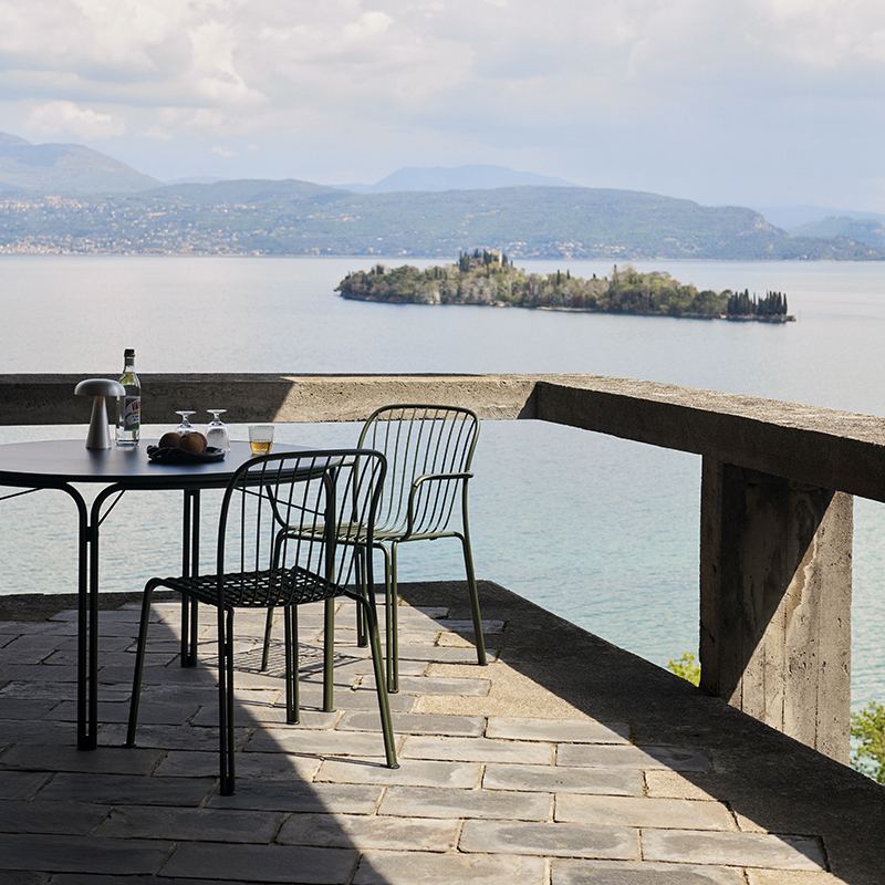Table extérieur Table THORVALD SC98 Noir AND TRADITION