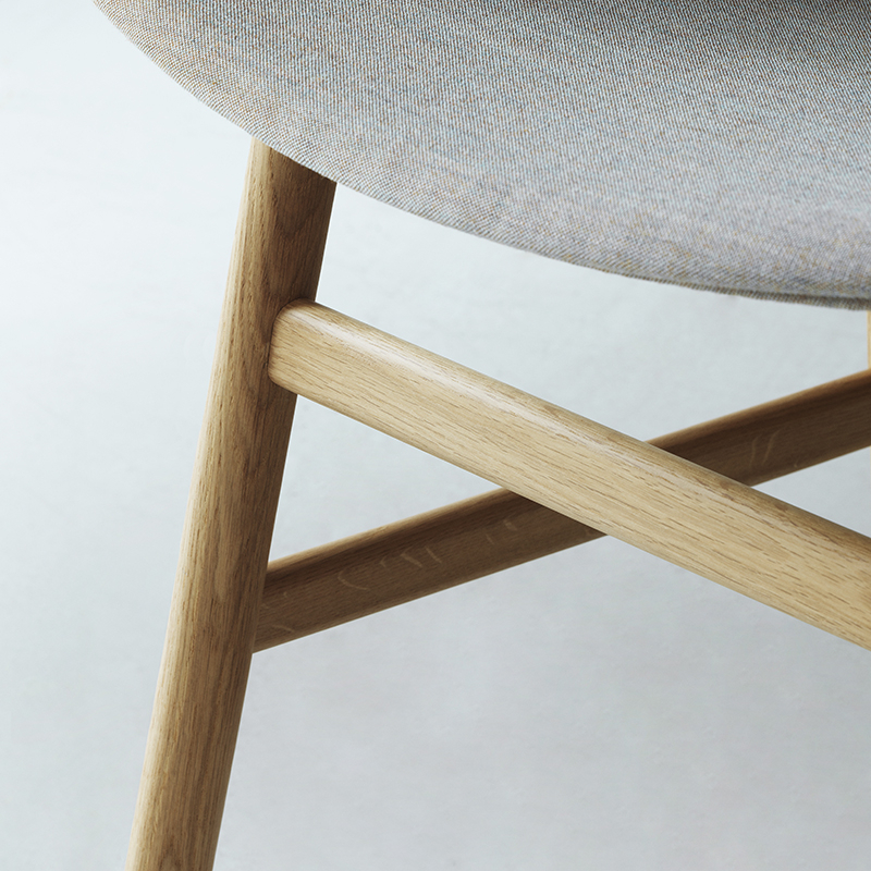 Chaise FORM ARMCHAIR Noir Normann Copenhagen